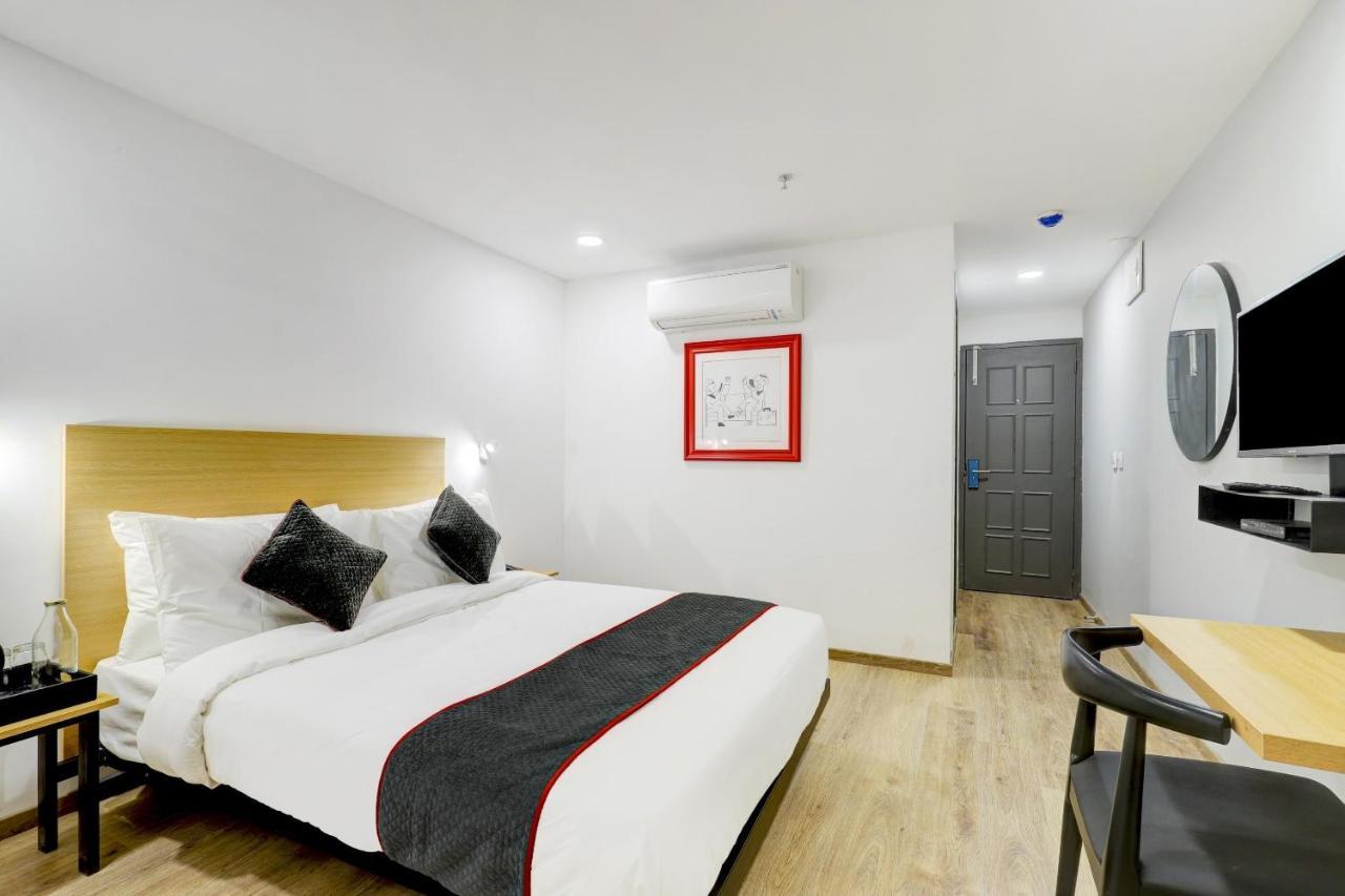 Super Townhouse Rajyash Rise Hotel Sarkhej Buitenkant foto